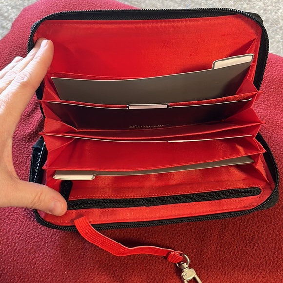 Thirty-One - Picture 2 of 3